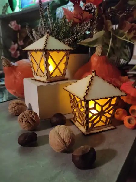 Vánoční dřevěné čajové lucerny