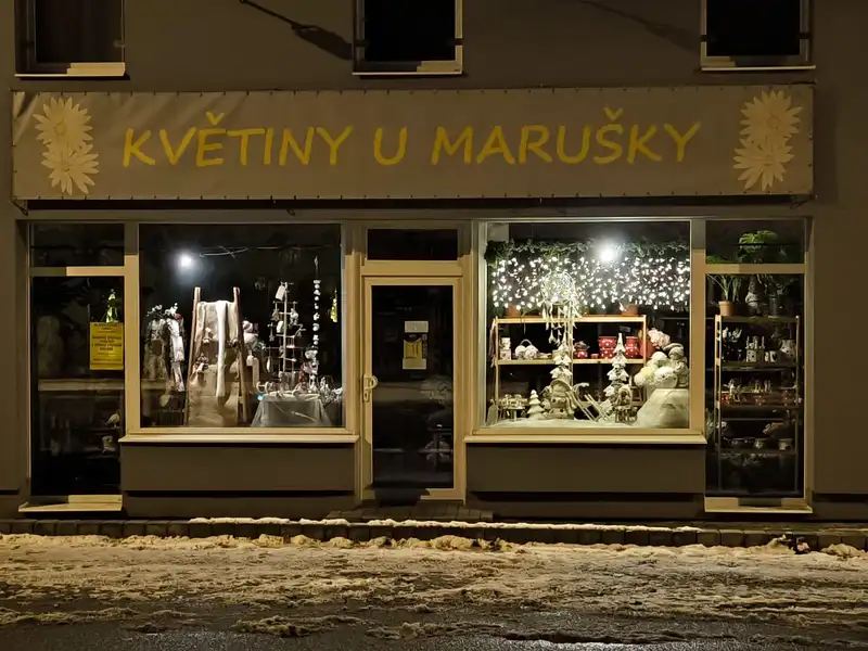 KVĚTINY U MARUŠKY TURNOV