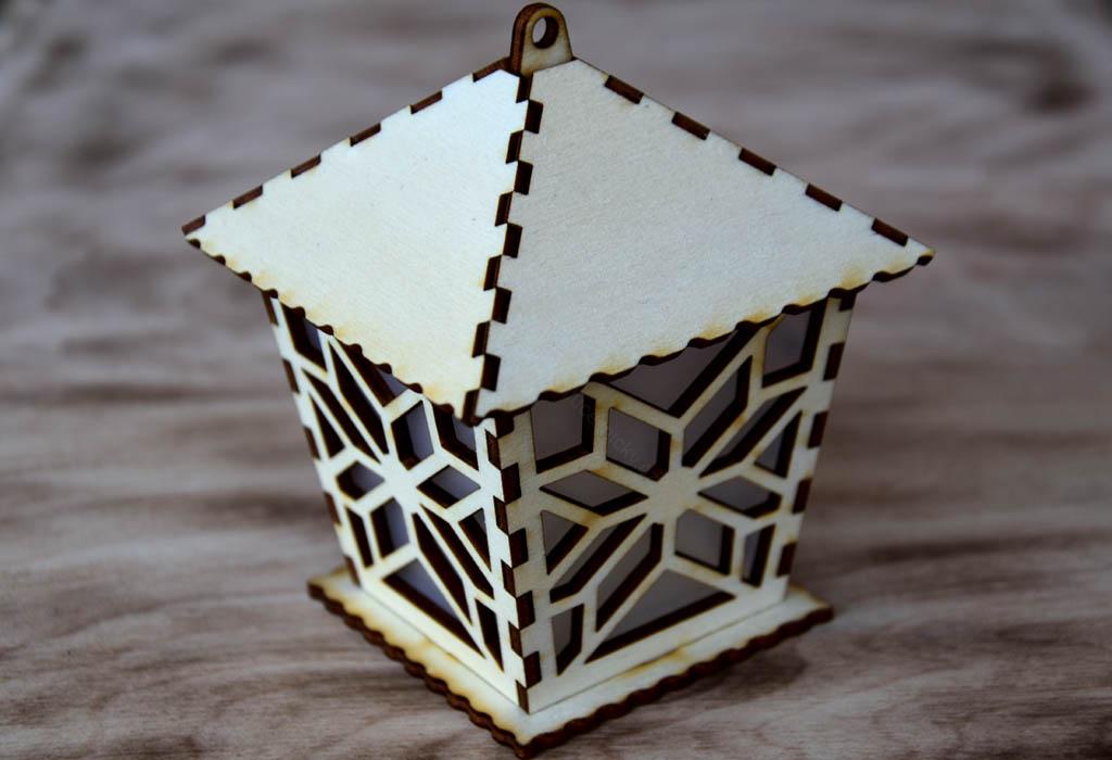 Vánoční dřevěná čajová lucerna ROUTA 1 ks