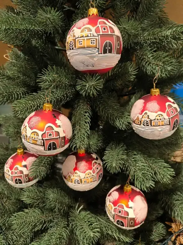 Sada vánočních koulí ČERVENÝ HRADEC 6 ks