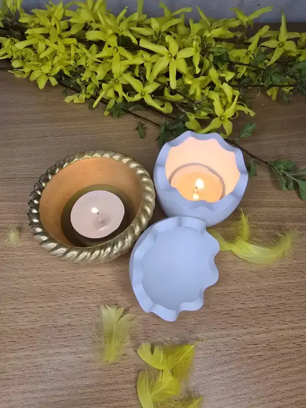 Velikonoční keramický svícen VAJÍČKO V KOŠÍČKU