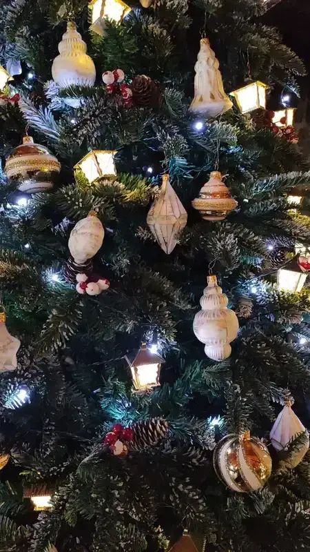 Sada vánočních ozdob LUDEVICA 12 ks