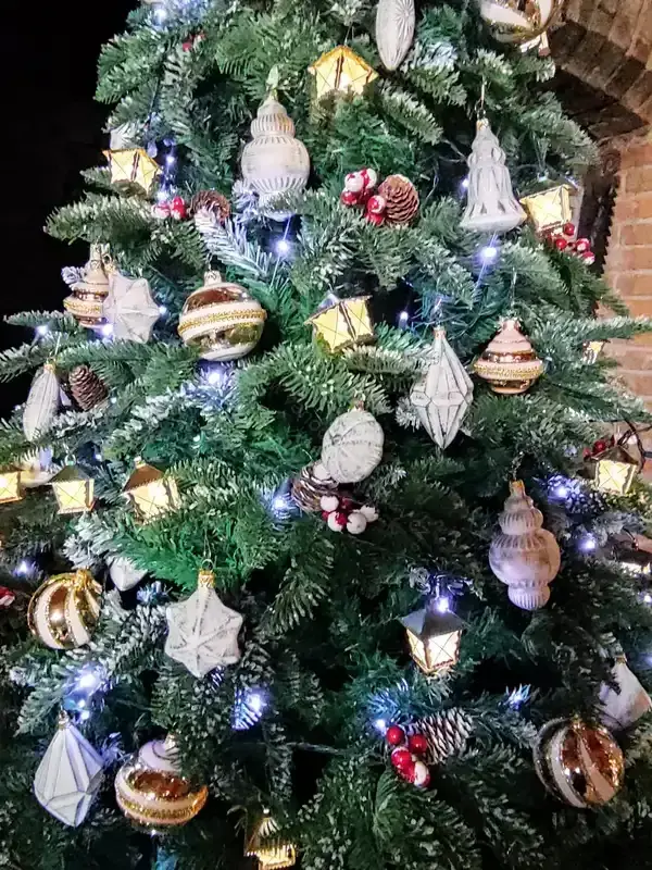 Sada vánočních ozdob LUDEVICA 12 ks