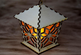 Vánoční dřevěná čajová lucerna ROUTA 1 ks