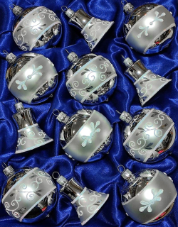 Sada vánočních ozdob JUDITA 12 ks