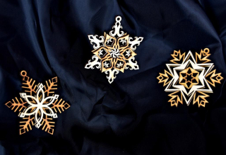 Sada vánočních dřevěných 3D ozdob CARINA 3ks